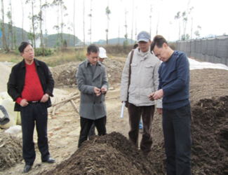 苗鄉(xiāng)三七與云南農(nóng)大啟動(dòng)實(shí)施了三七工廠化育苗項(xiàng)目