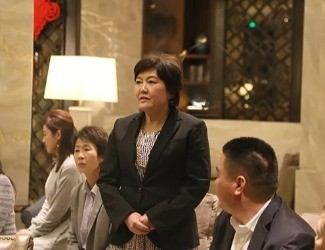 梅村令子專訪—服用三七之后，我臉上的斑都淡了！