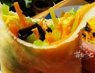 一卷春色，日月重光——三七春卷